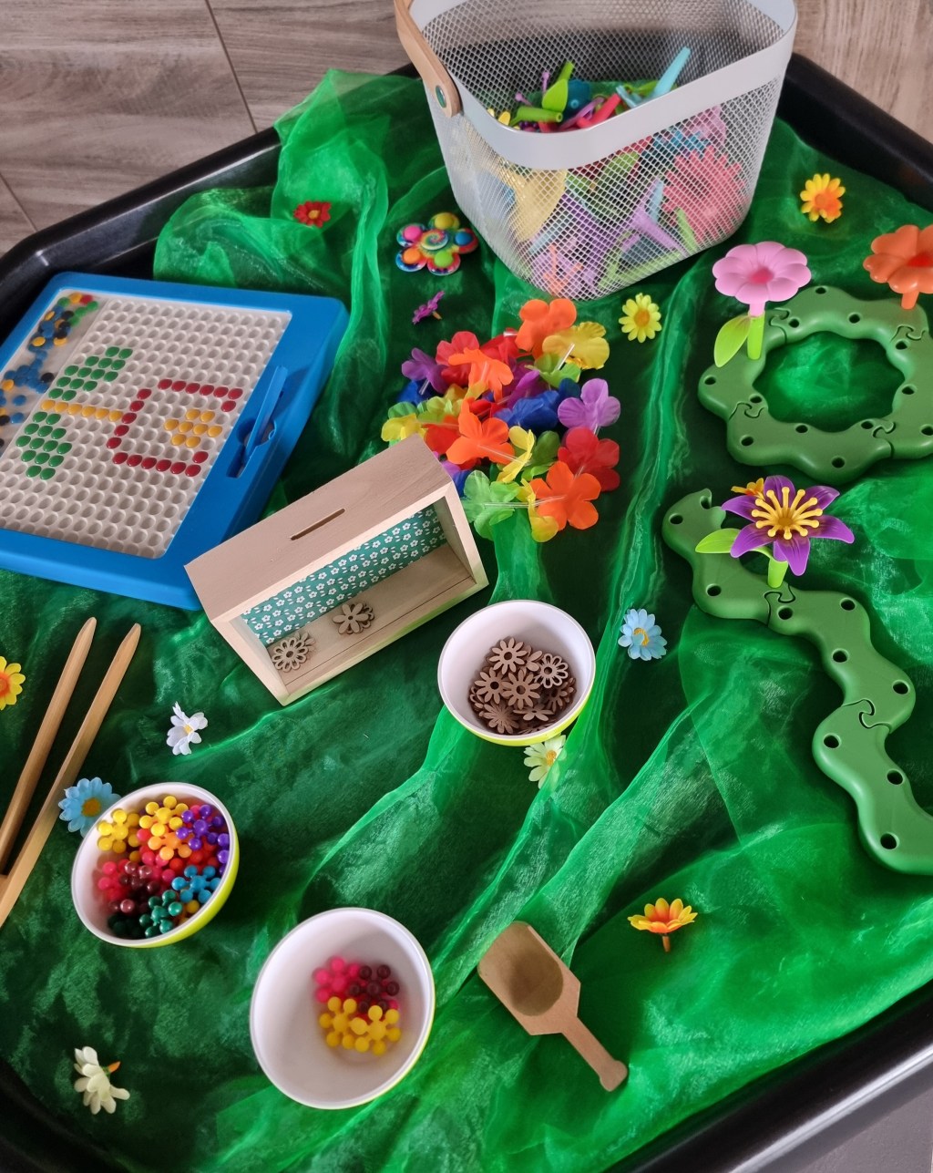 Bac d&rsquo;exploration &laquo;&nbsp;les fleurs&nbsp;&raquo;